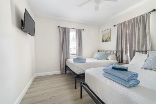 Resort Style Home W/ Pool Mins To Beach & Delray