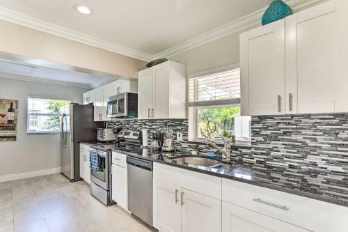 Boynton Beach Oasis With Private Pool And Grill!