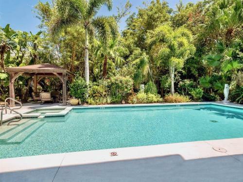 Bali Hi Estate