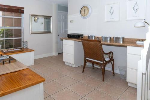 Spacious 3 Bedroom Home Near Southwest Ranches
