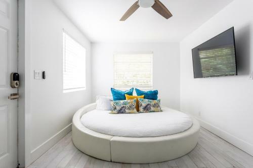 Apartamento Ultimate Luxury Soak-in Tub, Round King Bed