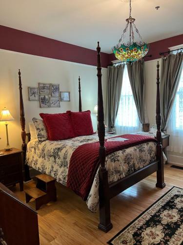 Hoyt House Luxury Bed & Breakfast