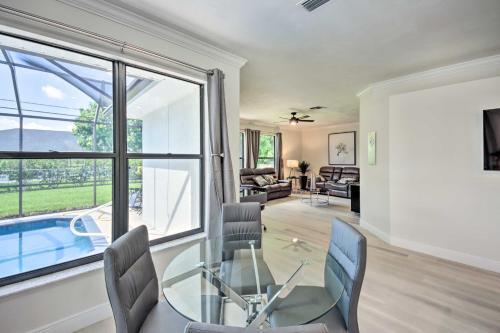Modern Cape Coral Home Private Lanai And Pool!