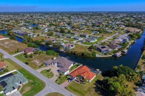 Quiet Cape Coral Retreat