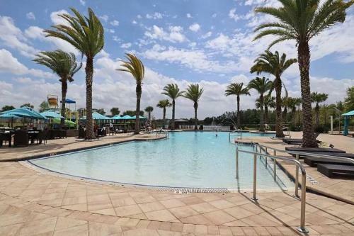 Spacious 6bdrm Villa Near All The Attractions!!