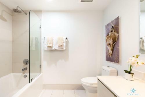 Modern Resort Pool Resort Modern Apartment 2 Br 2 Br Poo