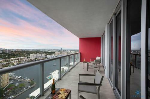 Modern Resort Balcony Endless Views Resort W 2br 2 Br Pool