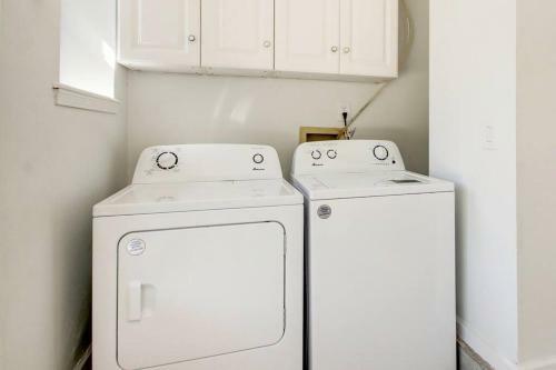 Ocean Vibes House - Your Jax Beach Getaway