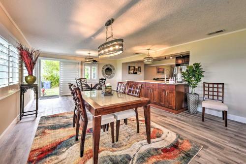 Evolve Riverfront Home With Dock And Deck - Pets Ok!