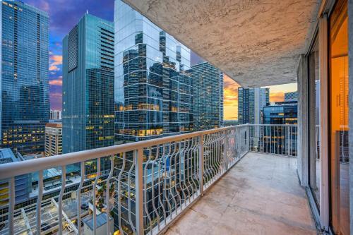 Apartamento **iconic 2br Condo Brickell-free Parking**