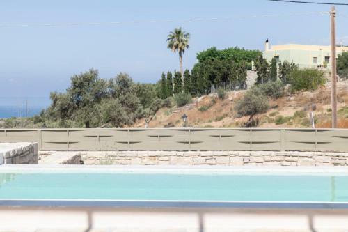 Aeonios Luxury Villa
