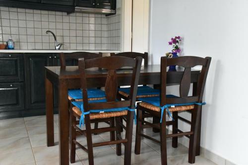 Lovely 1-bedroom Apartment In Front Of Sandy Beach