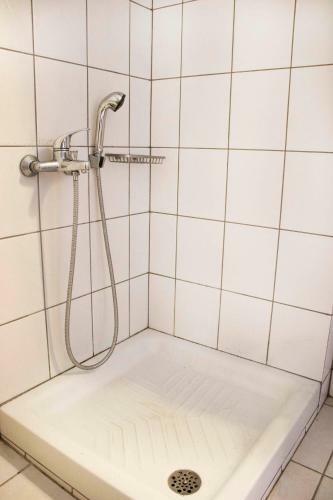 Lovely 1-bedroom Apartment In Front Of Sandy Beach