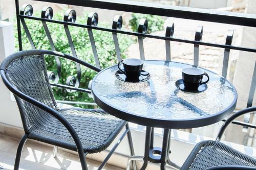 Great Apartment In Piraeus