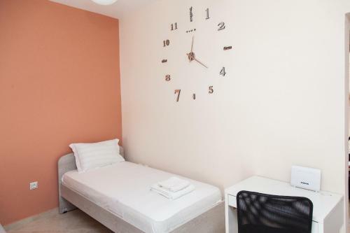 Great Apartment In Piraeus