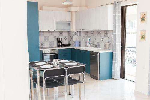 Great Apartment In Piraeus