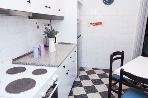 Beautifull Apartment In Piraeus