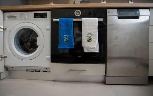 Max Blue Apartment, A Stay Like No Other