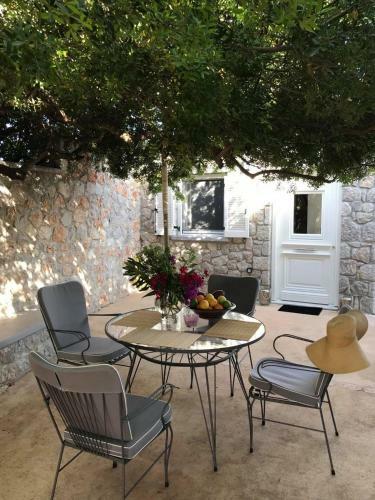 Porto Heli Quiet Villa By The Sea