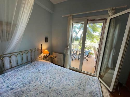 Stunning Evia Sea View Country House
