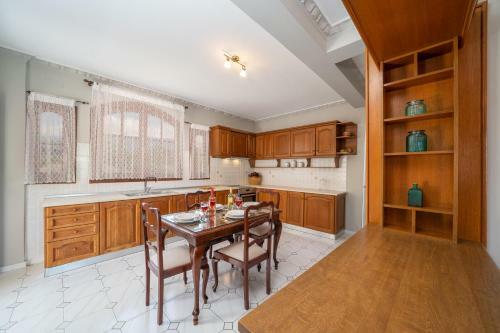 Hotel Mary's Studios & Apartment