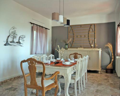 Skafidia Villa Yucca - Garden Haven Retreat