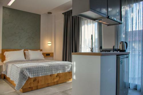 Hotel Vrahakia Beach