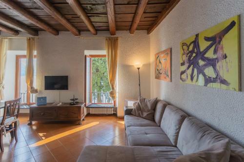 Front Lake Apartment With Private Funicular By Rent All Como