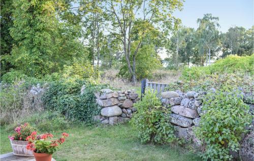 Beautiful Home In Torhamn With 3 Bedrooms