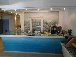 Ianos Hotel