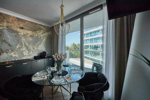 Wave Gold Apartment By Check-in