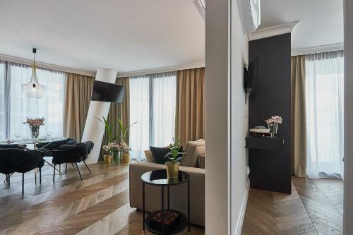 Wave Gold Apartment By Check-in