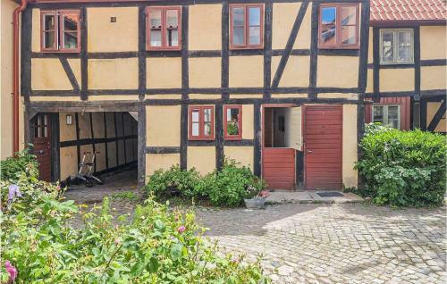 Nice Apartment In Ystad With #859
