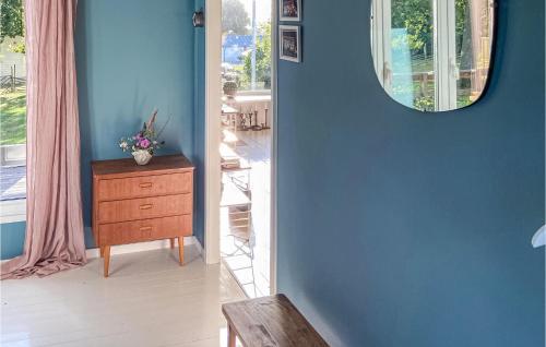 Awesome Home In Tr�sl�vsl�ge With 4 Bedrooms #269