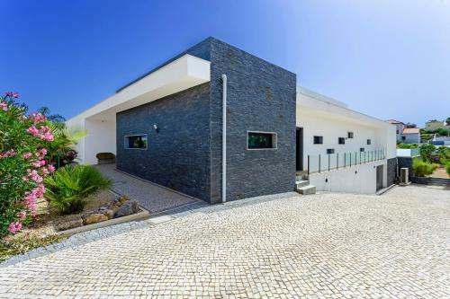 Blue Hill Boutique Villa