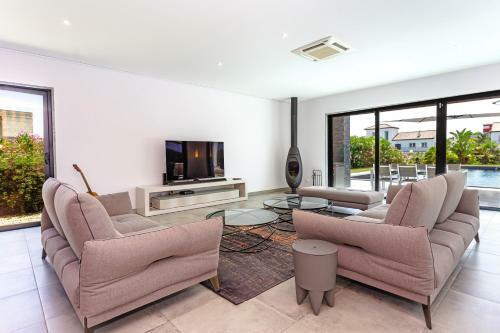 Blue Hill Boutique Villa