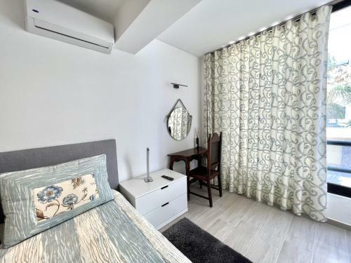 Beachside Apartment - With Pool By Hd Properties
