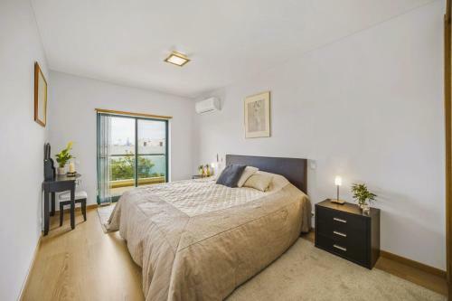 Exquisite Penthouse Apartment W Large Terrace Pool & Parking