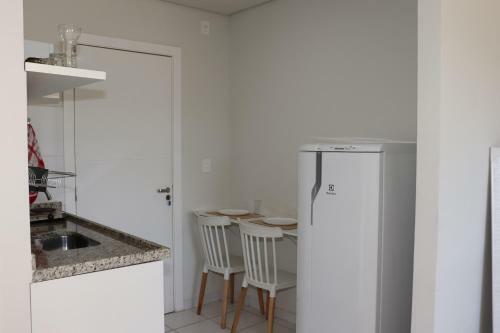 Apartamento 320 - Flat Netflix E Amazon. Seu Pet Bem Vindo!!!