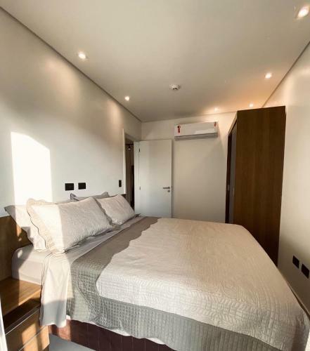Apartamento Com Piscina Pr�ximo A Praia, Alto Padr�o