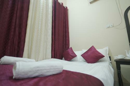Hotel New Uk Palace By Wb Inn