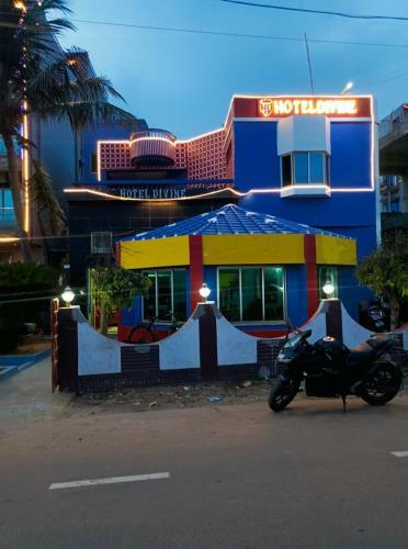 Hd Hotel Divine