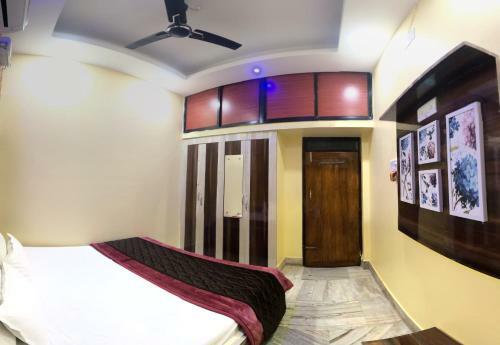 Atithidevo Bobby Premium