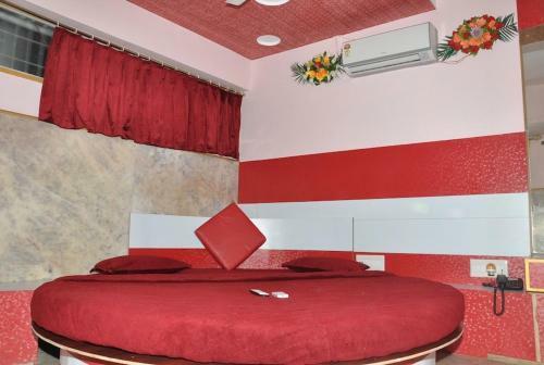 Oyo 89600 Hotel Ravi Palace Rajkot
