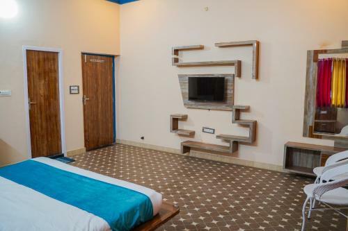 Hotel Real Out Of The Blue - Stay & Eatery
