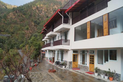 Kainchi Homestay