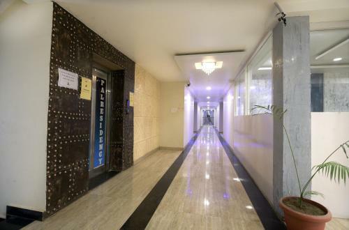 Hotel Pal Residency
