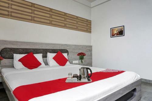 Oyo Flagship 90908 Hotel Kalptaru