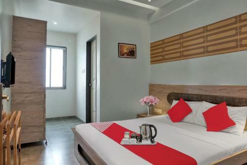 Oyo Flagship 90908 Hotel Kalptaru