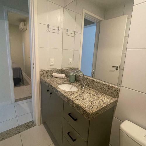 Apartamento Muro Alto Condom�nio Clube
